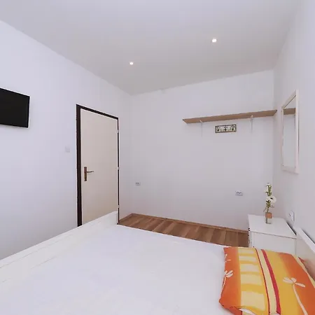 Apartments Floras Tkon Exterior foto