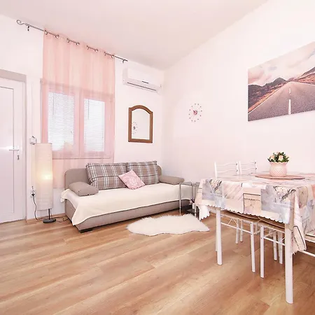 Apartments Floras Tkon Exterior foto