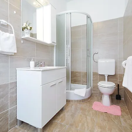 Apartments Floras Tkon Exterior foto