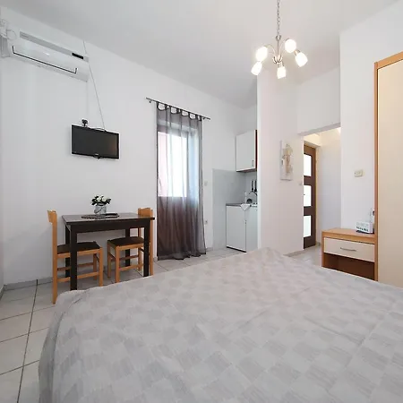 Apartments Floras Tkon Exterior foto