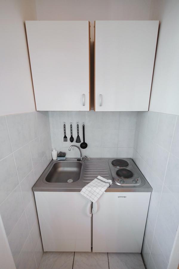 Floras Apartment Tkon